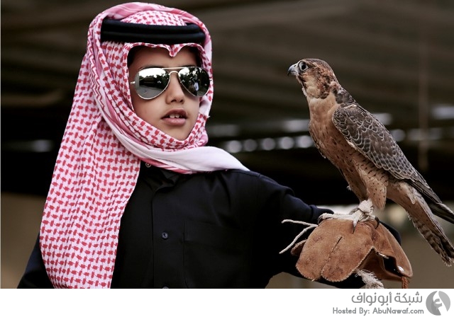 ما لا تعرفه عن الشماغ.. علامة العرب وزينتهم
