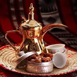 القهوة في الثقافة العربية: "هز الفنجان" و"صبّة الحشمة"