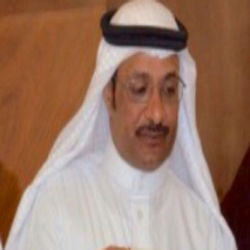 وزير الداخلية يمنح نوط الحج للمالكي